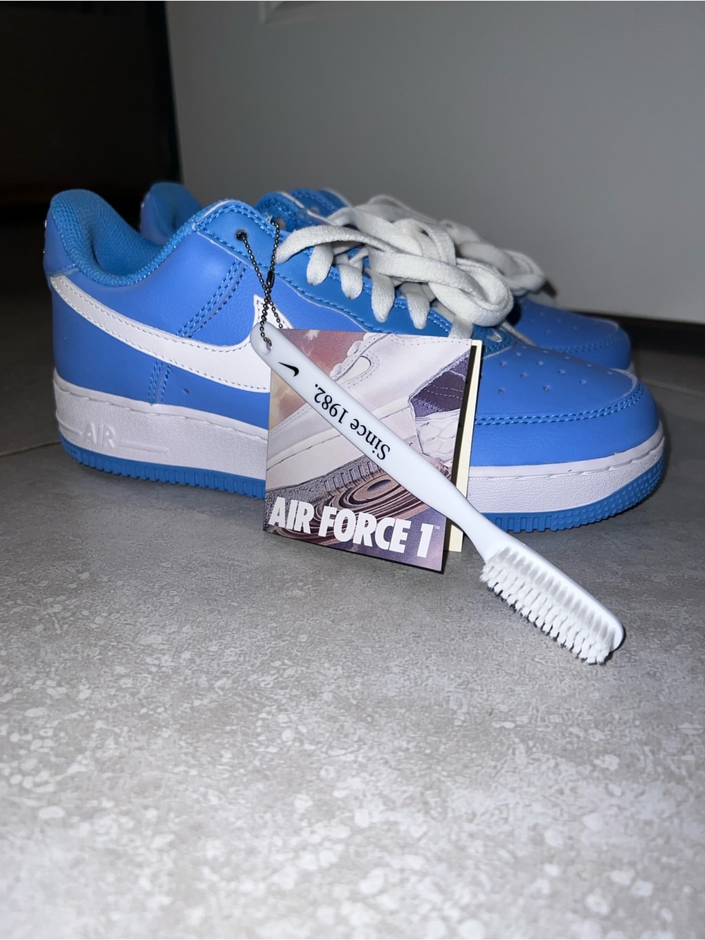WOMENS 8 or MENS 6.5 NIKE AIR FORCE ONES; NEW WITHOUT BOX/TAGS, NEVER WORN!